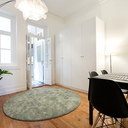 Clerigos 132 Apartment Порто Екстериор снимка
