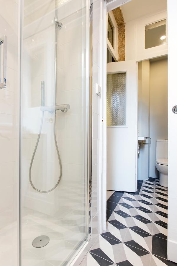 Clerigos 132 Apartment Порто Екстериор снимка