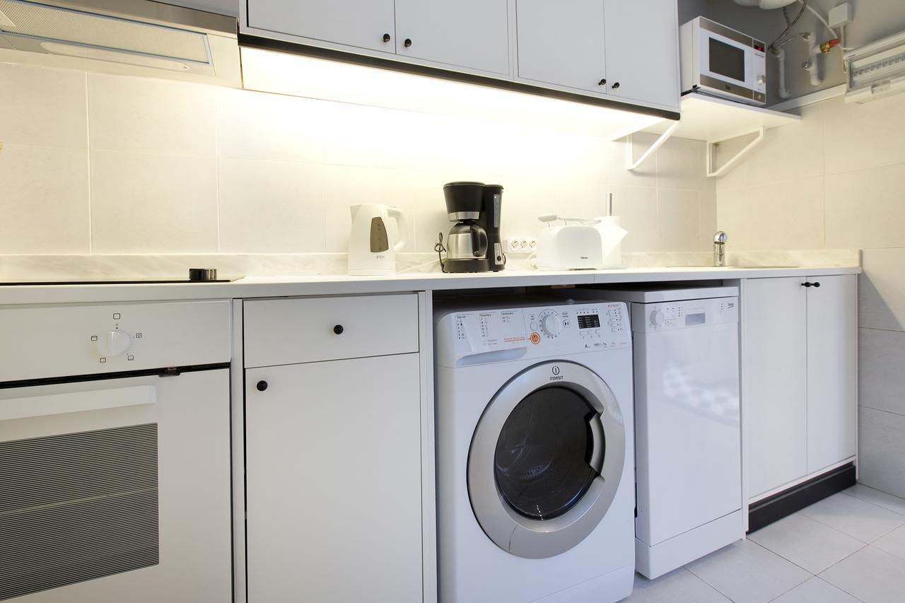 Clerigos 132 Apartment Порто Екстериор снимка